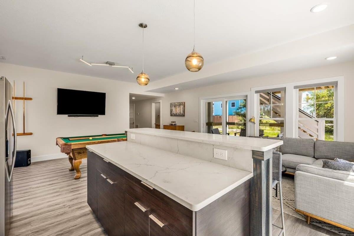 Sojourn Aurora 7 Bedroom Pool & Hot Tub โคโรลลา ภายนอก รูปภาพ